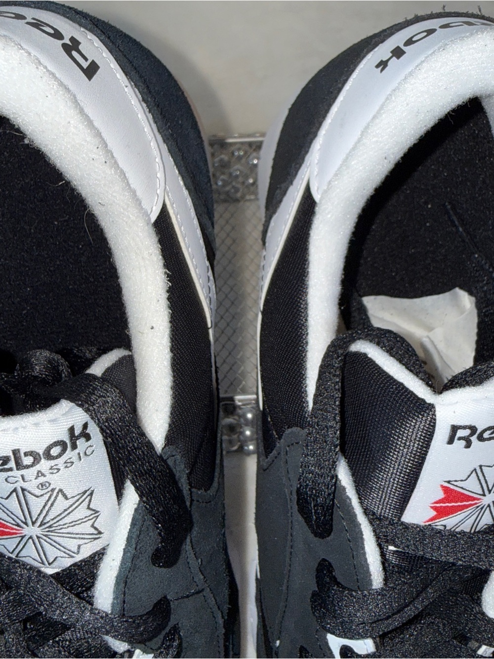 Reebok Classic Nylon Black White Men’s 11.5 NWT Running Sneakers style 100009273 - Picture 6 of 17
